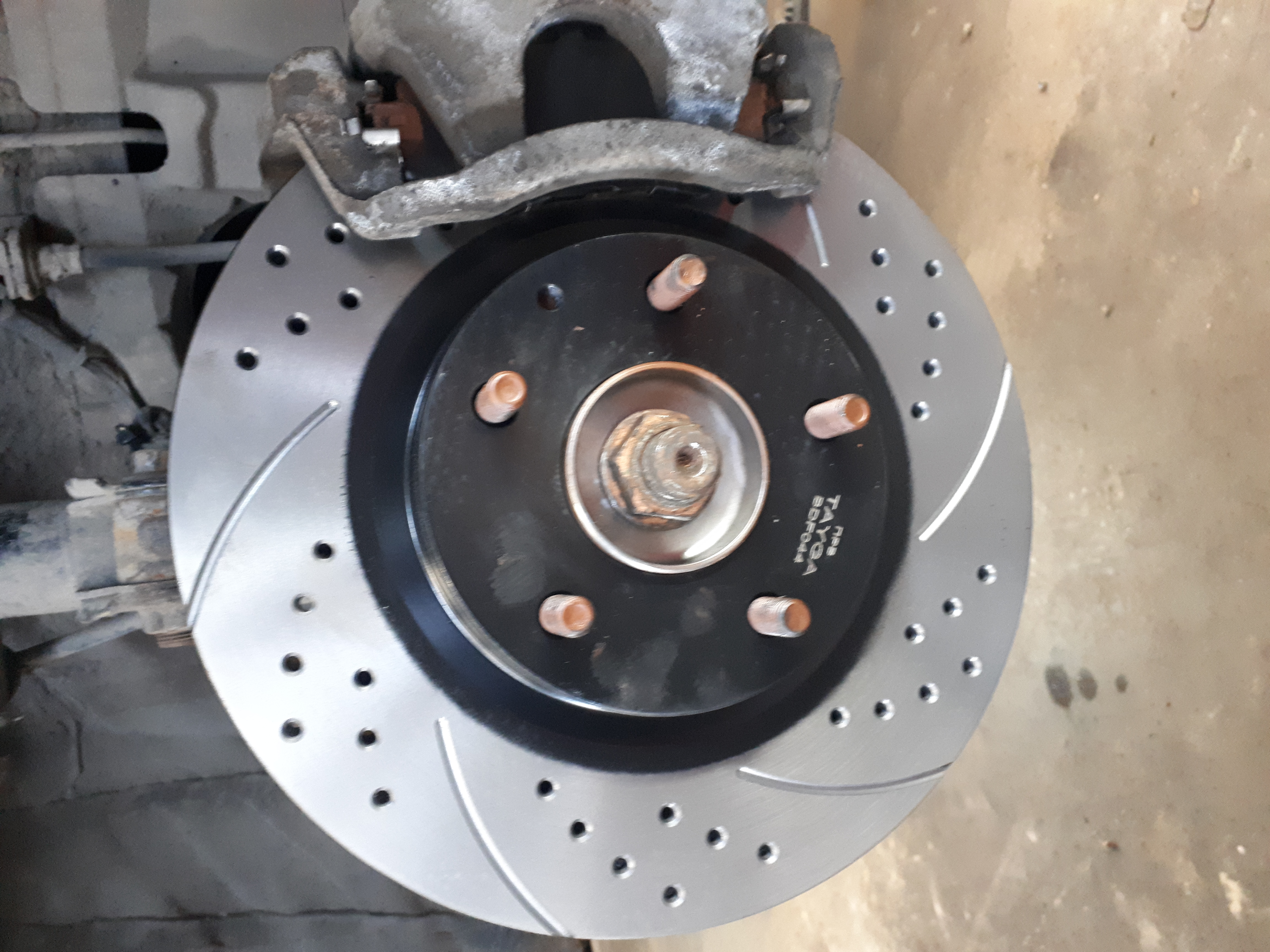 Скрипят тормоза